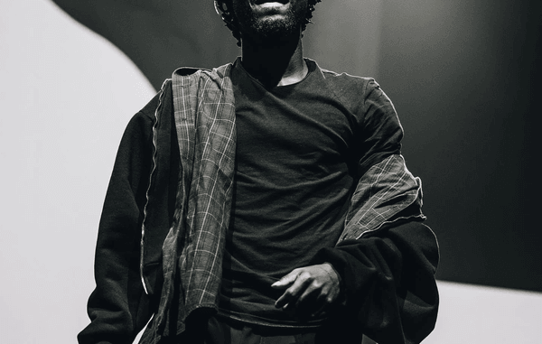 Music World - Omah lay -Ikebe Music World - Omah lay -Ikebe